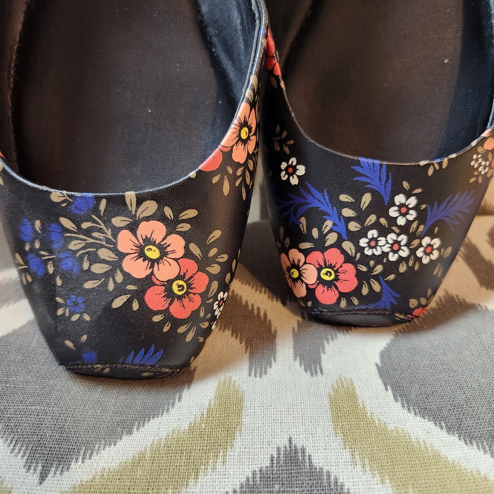 Nine West Black Floral Women's Flats - Picture 3 of 5